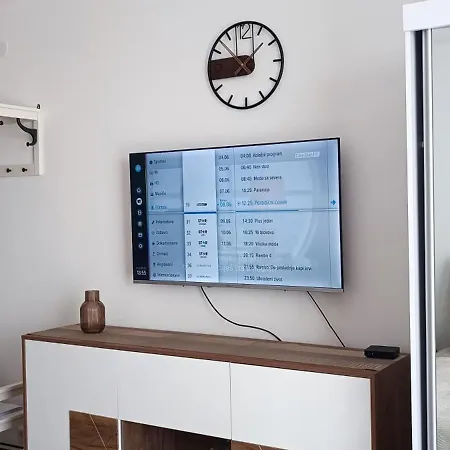 Planet-a1012 Apartmán