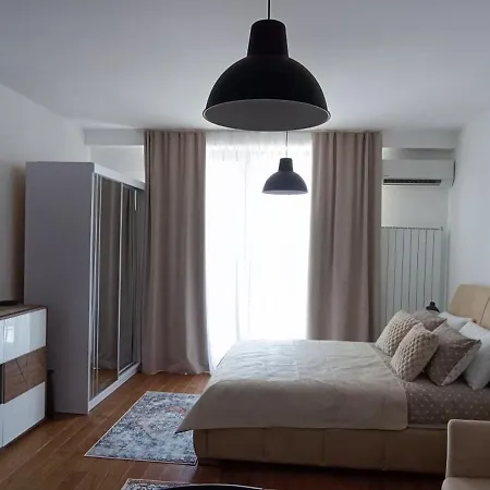 Planet-a1012 Apartman